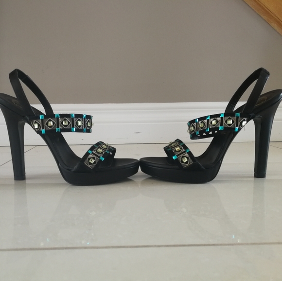 Authentic Versace jeweled heels - Picture 7 of 8